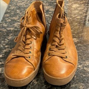 PIKOLINOS Tan Leather Lace-Up Sneakers
